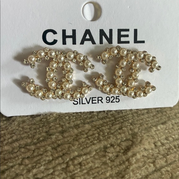 CHANEL Jewelry - CHANEL Ivory Pearl CC Logo Earrings